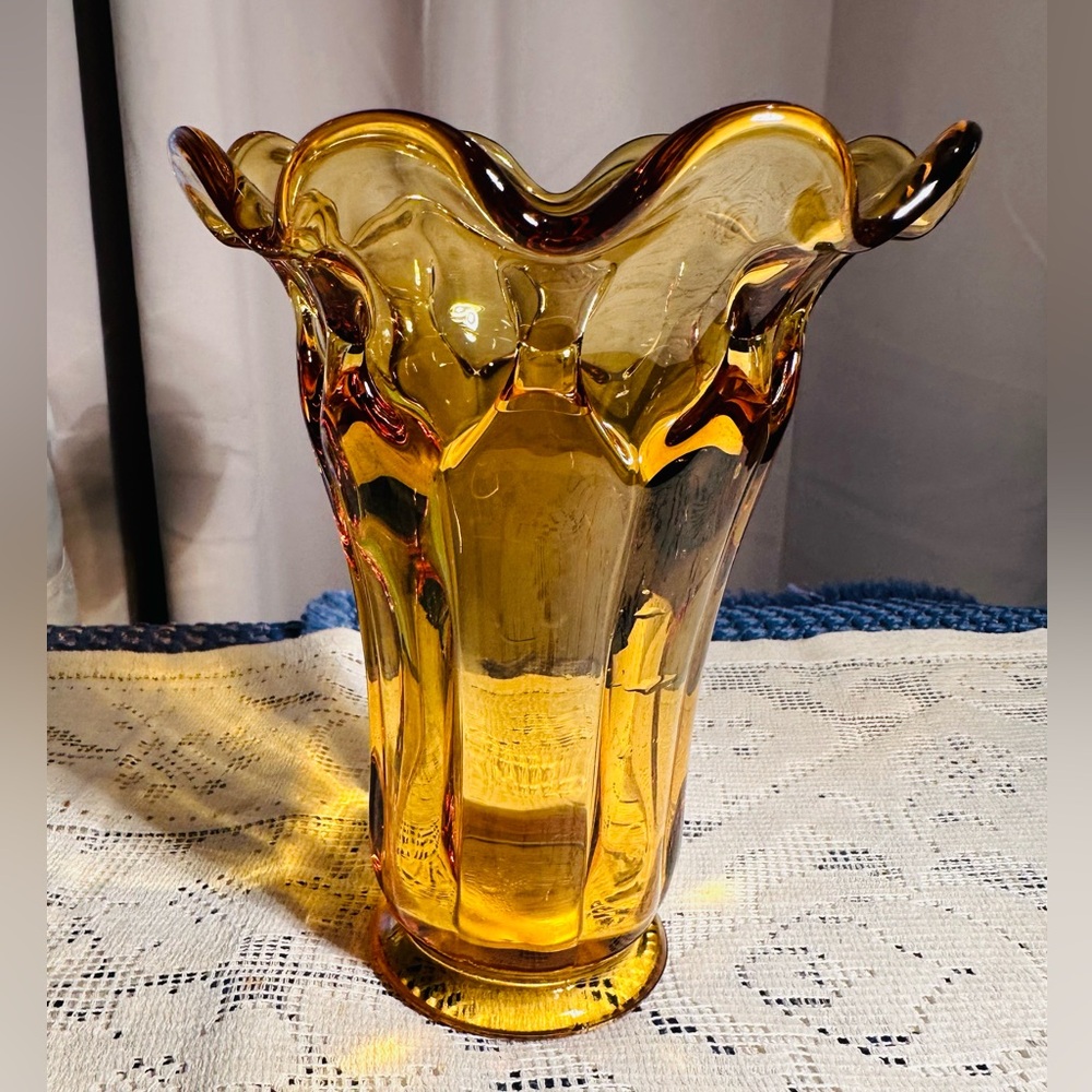 Vintage Viking Glass Ruffled Vase Hazel 7 Inch MCM